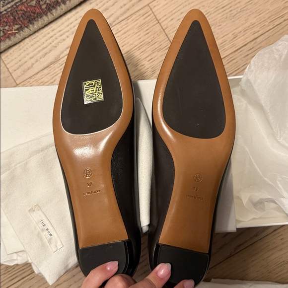 THE ROW BRAND NEW claudette flat - Picture 4 of 5